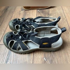 Merrell Women’s Black Sandal